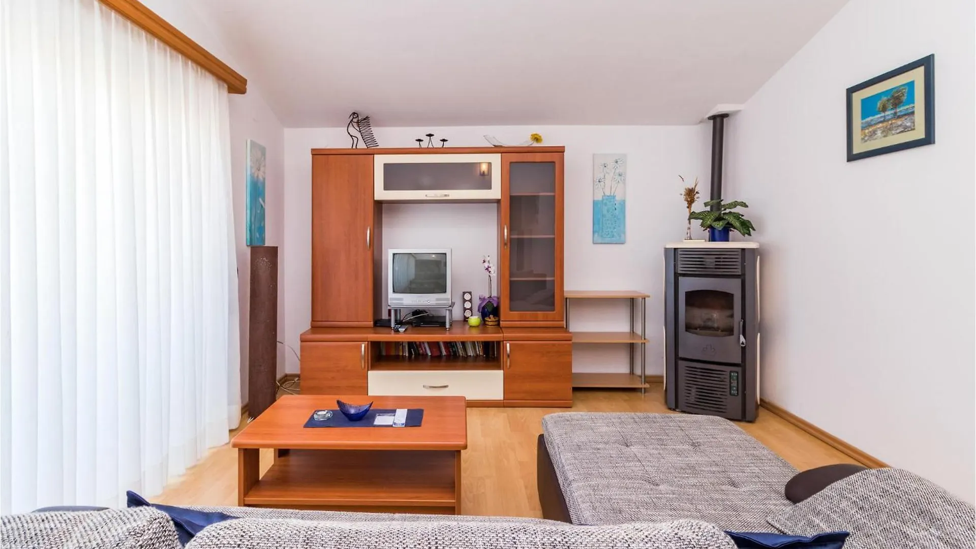 Cozy Home In Pomer With Kitchen Croatia
